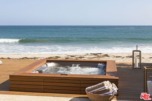 23812 Malibu Road, Malibu CA: https://media.crmls.org/mediaz/594b66ff-e8a7-4333-b985-f844552ada07.jpg