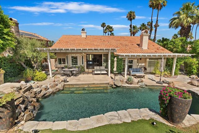 401 Cypress Point Drive, Palm Desert CA: https://media.crmls.org/mediaz/594bbfe7-93d4-4da3-8b58-b224cdc44dc5.jpg