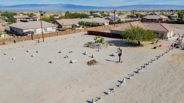 1224 Red Sea Avenue, Thermal CA: https://media.crmls.org/mediaz/594cfc12-3d56-4e76-9ff8-ad26a753f88c.jpg