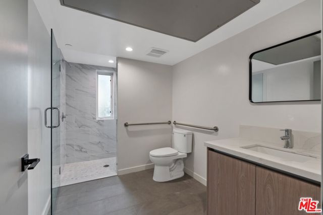10918 Camarillo Street, North Hollywood CA: https://media.crmls.org/mediaz/594fbc09-c251-4a1a-a271-285a4891bef9.jpg