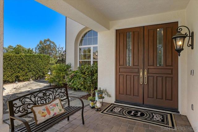 2520 Filmott, Escondido CA: https://media.crmls.org/mediaz/5950de89-35bd-45c2-83f5-56a25c1e4e90.jpg