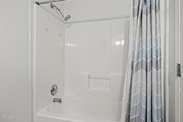 Detail Gallery Image 24 of 35 For 2583 Thunderbird Dr #111,  Thousand Oaks,  CA 91362 - 2 Beds | 2 Baths