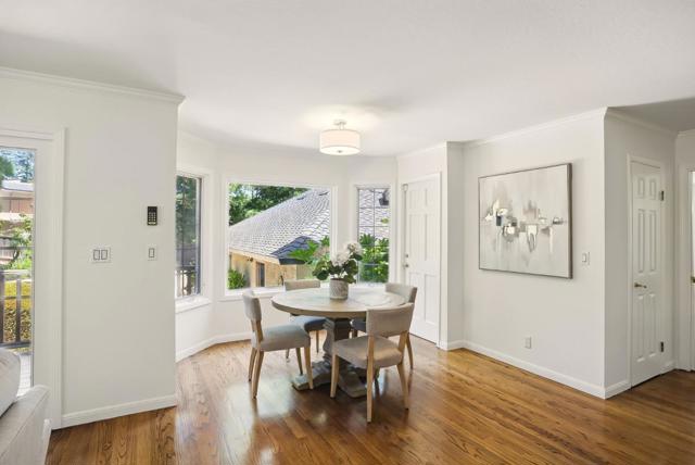 11633 Dawson Drive, Los Altos Hills CA: https://media.crmls.org/mediaz/595259c4-e98a-479e-a5ce-67c530bfabb5.jpg