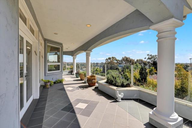 6727 Cavite Ct., San Diego CA: https://media.crmls.org/mediaz/59525b59-75d1-48ed-9fe1-7dda45ffa17b.jpg