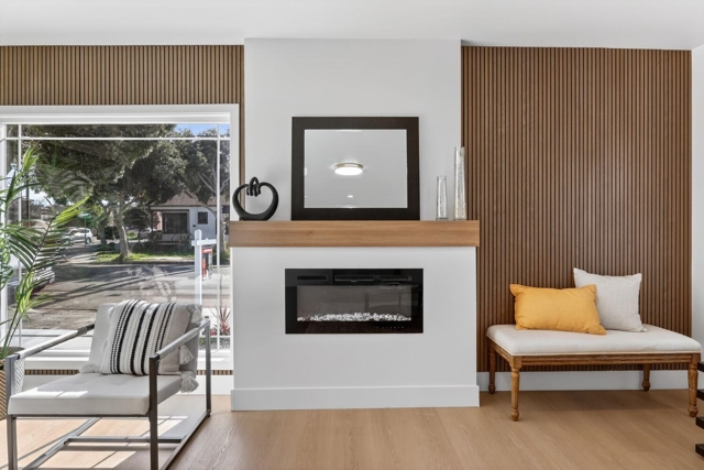 356 Belleview Dr, San Leandro CA: https://media.crmls.org/mediaz/5952d570-7e56-48df-9505-738ec369f38e.jpg