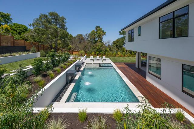 3964 Jefferson Avenue, Redwood City CA: https://media.crmls.org/mediaz/59545648-2bde-4e5e-ba19-cb3fc091bbaa.jpg