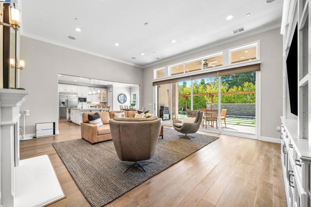 2135 Terra Bella Ct, Livermore CA: https://media.crmls.org/mediaz/5955256e-3437-4713-8c1e-e0ffc2f222ea.jpg