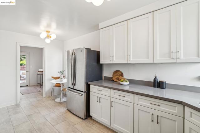 Image 22 of 58 For 2700 Alida St