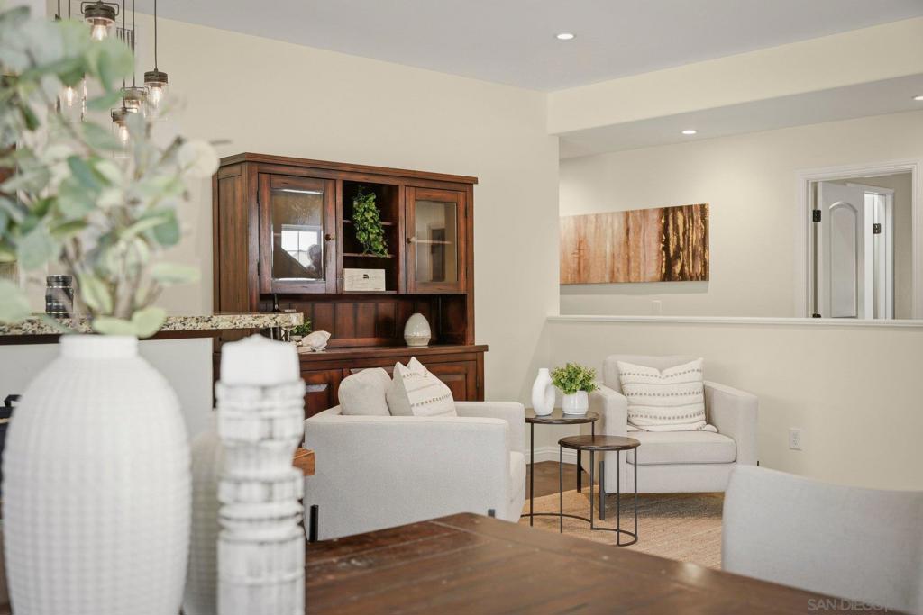 981 Robin Ct. - photo 8