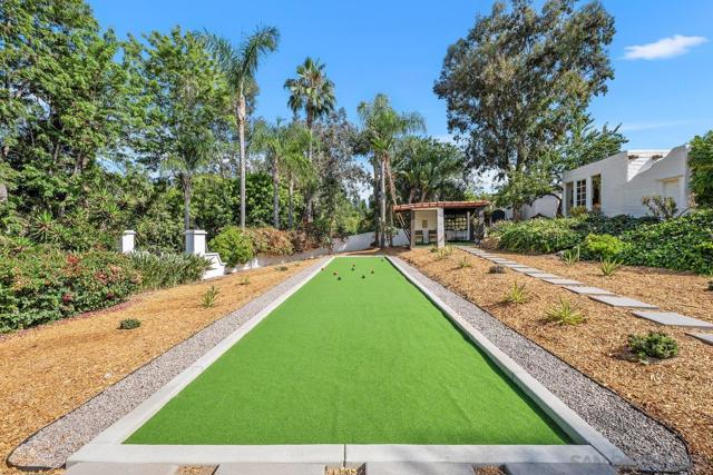 17507 Los Morros, Rancho Santa Fe CA: https://media.crmls.org/mediaz/59575e08-b084-4d24-b03d-4e4292e311cb.jpg