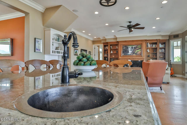 10255 Presilla Road, Santa Rosa CA: https://media.crmls.org/mediaz/59576630-2879-449a-ac0d-a273a47f3723.jpg