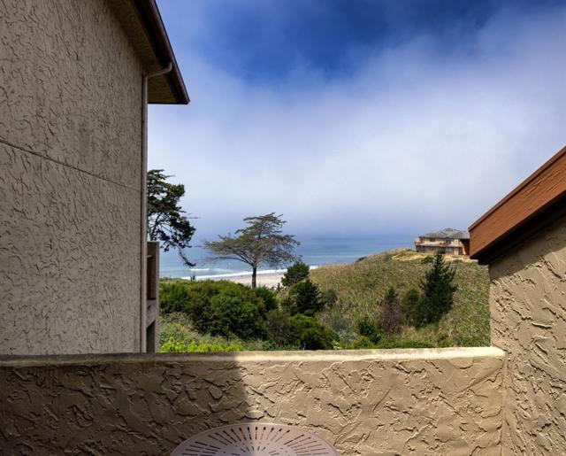 307 Seascape Resort Drive, Aptos CA: https://media.crmls.org/mediaz/59581078-cf58-474e-9446-d5ade225a090.jpg