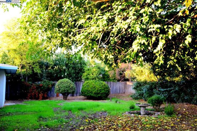 3180 Watt Ave, Sacramento CA: https://media.crmls.org/mediaz/59582765-5e41-4b46-8a7a-97e1413403c3.jpg
