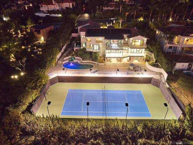 7117 Obelisco Cir, Carlsbad CA: https://media.crmls.org/mediaz/59585b87-680f-47bb-b017-c0b69c3a3268.jpg