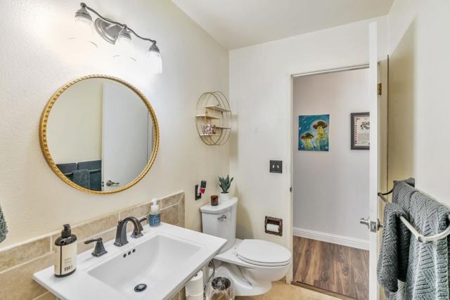 1231 La Mirada Drive, Salinas CA: https://media.crmls.org/mediaz/5958b40a-30f8-4e25-b32b-825658f35c70.jpg