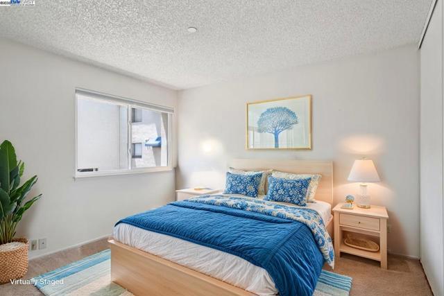 39490 Albany Cmn, Fremont CA: https://media.crmls.org/mediaz/59590b50-e828-4158-bfac-6bb5b4747e25.jpg
