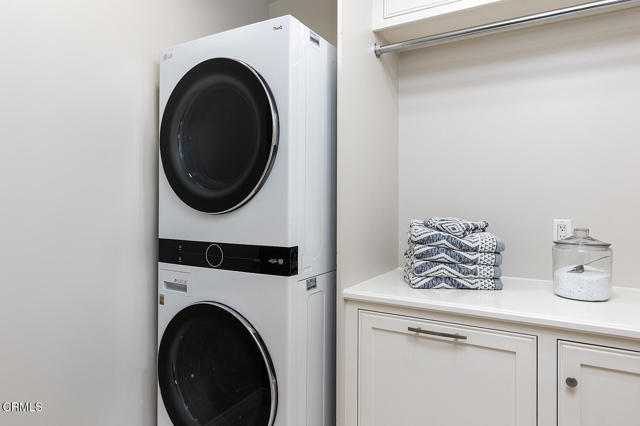 Detail Gallery Image 27 of 54 For 941 Wiladonda Dr, La Canada Flintridge,  CA 91011 - 3 Beds | 3/1 Baths