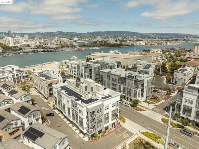 2818 Fifth Street, Alameda CA: https://media.crmls.org/mediaz/595a9615-42ba-4ee8-b8d5-dc82e19c5ac7.jpg