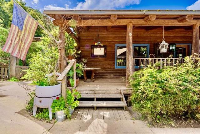 4101 San Juan Canyon Road, San Juan Bautista CA: https://media.crmls.org/mediaz/595b5289-2319-4c11-bde2-0ded96d54bb1.jpg