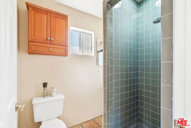 14024 Peach Grove Street, Sherman Oaks CA: https://media.crmls.org/mediaz/595bd56b-4ff4-4bc4-a843-4ce8d2fd68f2.jpg