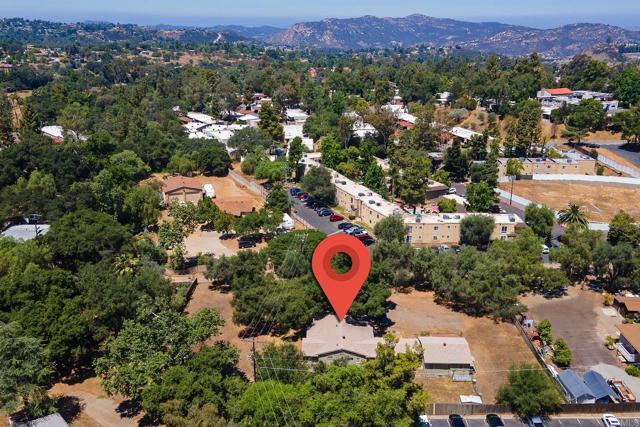 1453 OLIVEWOOD LN, Alpine CA: https://media.crmls.org/mediaz/595c4179-ac03-408d-a515-b5996d3814bd.jpg