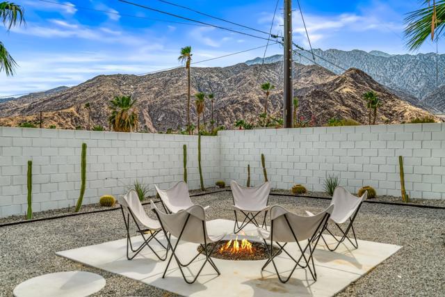 411 E Racquet Club Road, Palm Springs, CA 92262