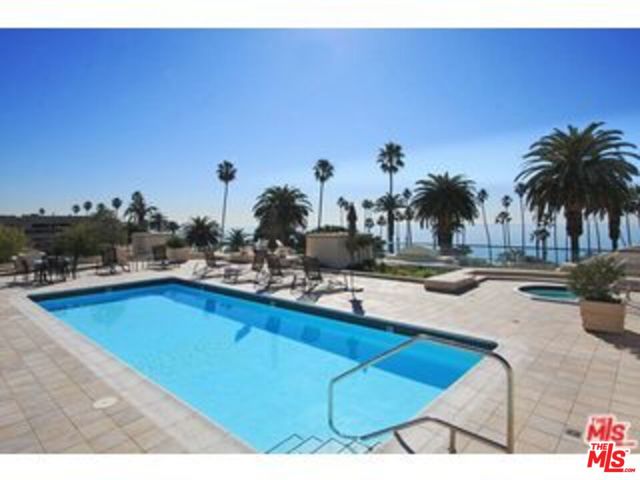 701 Ocean Avenue, Santa Monica CA: https://media.crmls.org/mediaz/595dd52d-ff55-4950-928a-510eed9c31bd.jpg