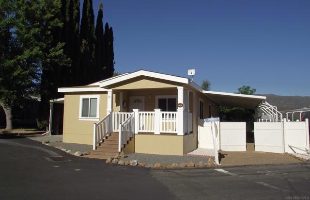 35109 Highway 79, Warner Springs CA: https://media.crmls.org/mediaz/596179c2-4d06-4bbb-8921-11bb72b46422.jpg