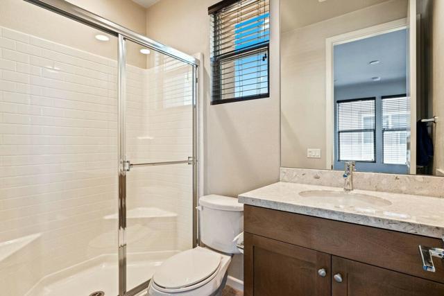 35551 Luna Court, Palm Desert CA: https://media.crmls.org/mediaz/5962c73a-018d-4b99-8f4e-38a7bfd5ab31.jpg