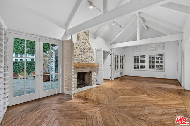 602 Foothill Road photo 25