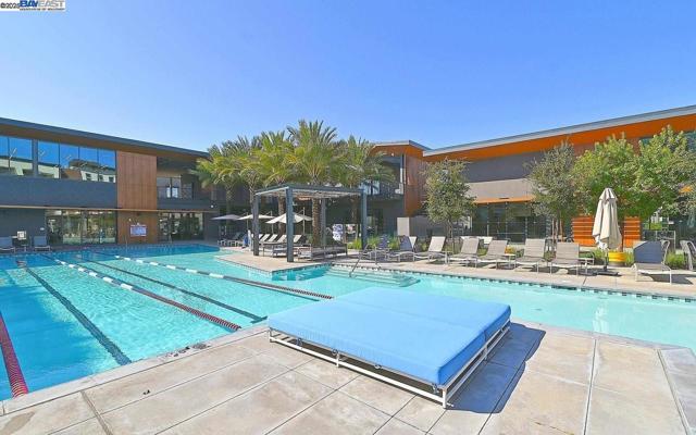 5623 Central Pkwy, Dublin CA: https://media.crmls.org/mediaz/596486be-13b0-4795-b852-3b53dc68dc2f.jpg
