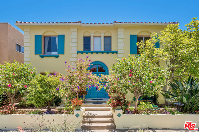 4426 Price Street, Los Angeles CA: https://media.crmls.org/mediaz/5964c0c6-39ff-41f5-9045-ff4447ae6fe8.jpg