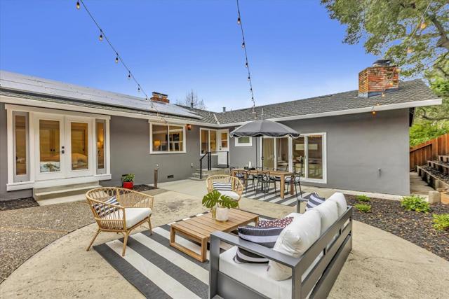 2845 Brittan Avenue, San Carlos CA: https://media.crmls.org/mediaz/5964e49d-e3d2-4543-8b4e-8c186c807284.jpg
