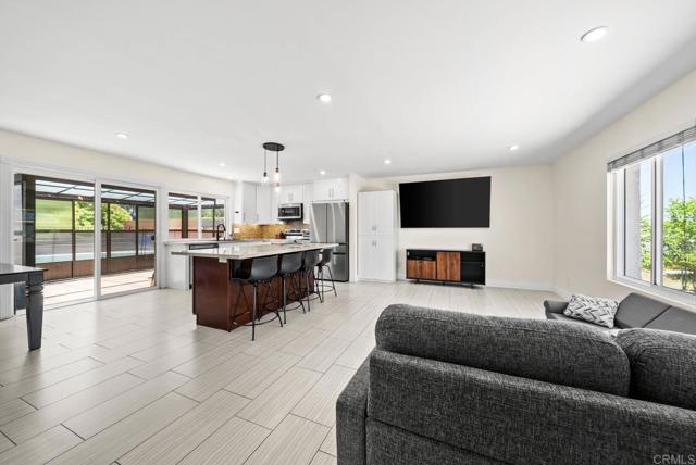 7971 Jade Coast Road, San Diego CA: https://media.crmls.org/mediaz/5965511e-4a7c-4206-813a-9a1d155dcfd3.jpg