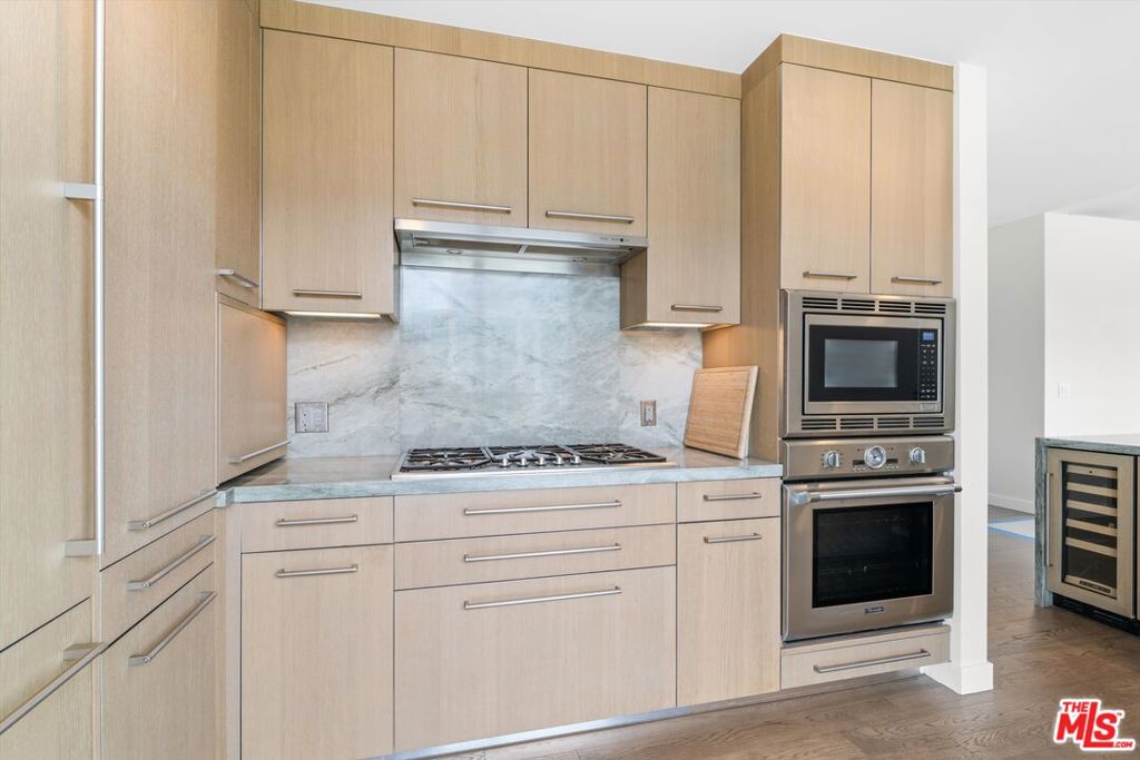 MLS #25616993 image #15