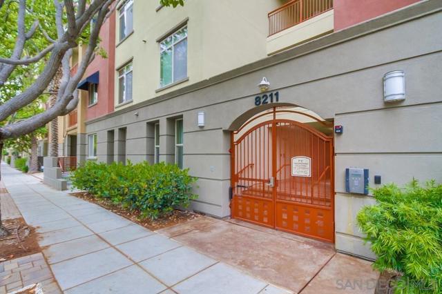 8211 Station Village Lane, San Diego CA: https://media.crmls.org/mediaz/5967ea29-de14-47e9-86b3-ef6b2b1d51f9.jpg