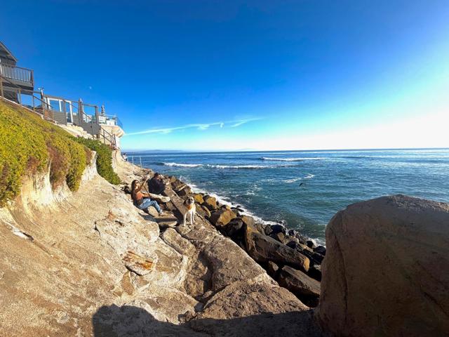 131 30th Avenue, Santa Cruz CA: https://media.crmls.org/mediaz/5968f67c-1bf6-4fe3-a9f6-8244b2468337.jpg