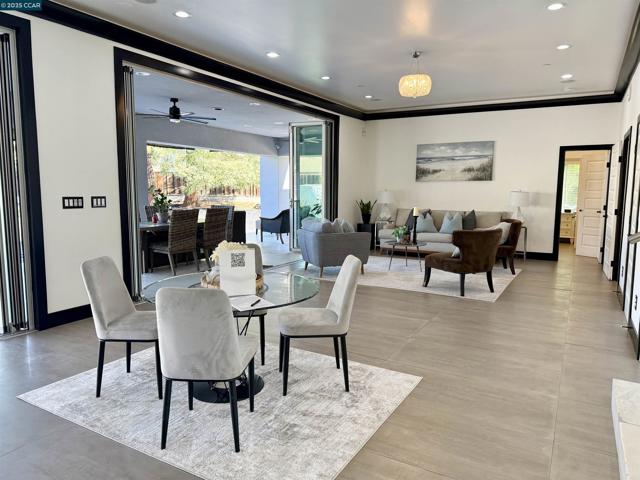 3318 Ellesmere Court, Walnut Creek CA: https://media.crmls.org/mediaz/59691e0b-66fc-46a8-b30b-20f7becd5031.jpg