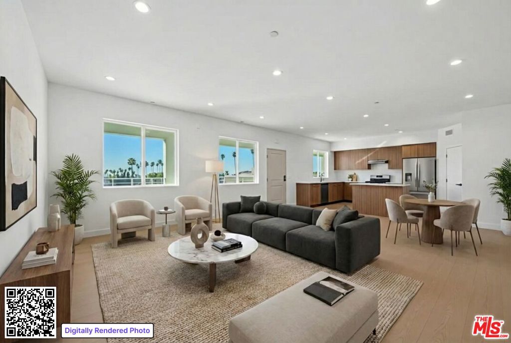 1717 Winona Boulevard #502