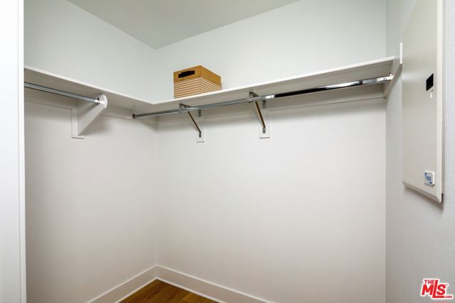 710 N El Centro Avenue, Los Angeles CA: https://media.crmls.org/mediaz/596ac267-7ad5-41c1-a02e-de5db715e08c.jpg