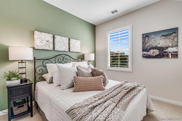 16675 Gill Loop, San Diego CA: https://media.crmls.org/mediaz/596b1035-2284-4044-9263-cdc7786068ec.jpg