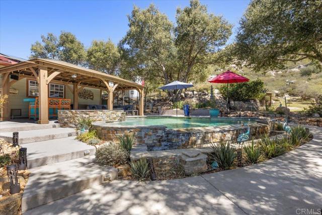 10499 Highway 79, Descanso CA: https://media.crmls.org/mediaz/596c1c43-010a-40ba-a34a-113d2962df9e.jpg