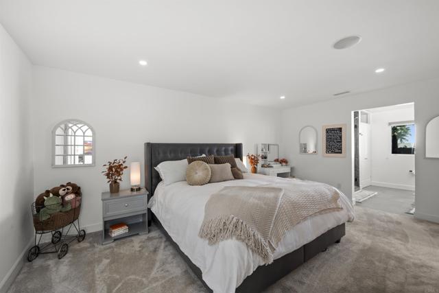 3120 Poe Street, San Diego CA: https://media.crmls.org/mediaz/596c5cbb-4bab-4c2f-b8fb-f408bdd28380.jpg