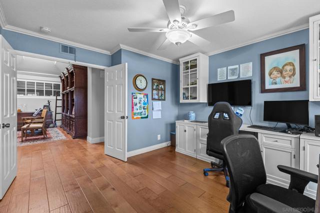 3445 Lomas Serenas Dr, Escondido CA: https://media.crmls.org/mediaz/596cc595-9bff-462c-bf82-6451bec46250.jpg