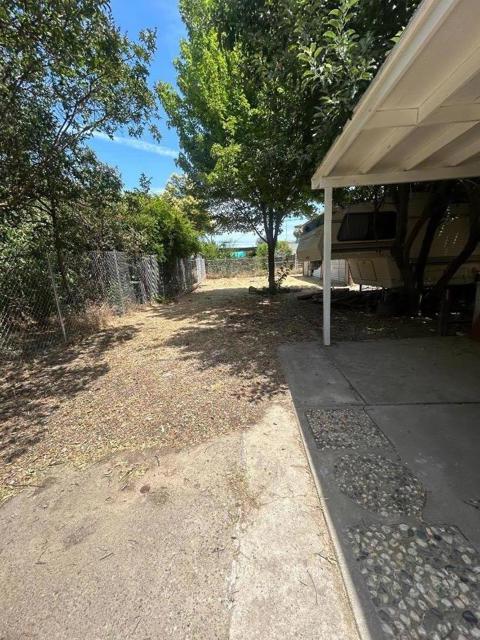 112 E Street, Empire CA: https://media.crmls.org/mediaz/596d5952-7490-4b16-b0ef-7b869c1539c1.jpg