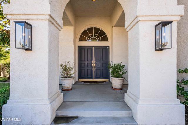 32714 Wellbrook Drive, Westlake Village CA: https://media.crmls.org/mediaz/596ed790-eaf1-48d5-b2ce-a772ea6f262d.jpg