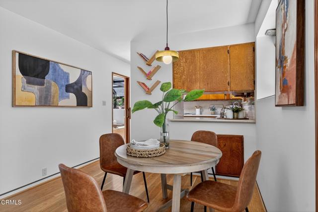 469 Sycamore Glen, Pasadena CA: https://media.crmls.org/mediaz/596fc166-f145-45a9-8435-6071bbf2f3e1.jpg