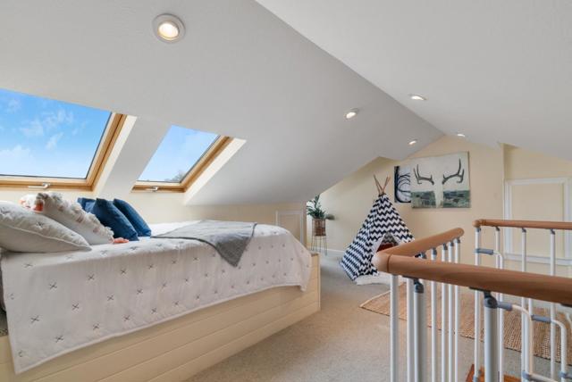 900 E Bel Mar Drive, La Selva Beach CA: https://media.crmls.org/mediaz/59706723-c117-4dea-b400-c5a69780727e.jpg