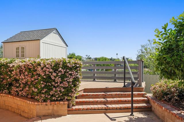 Detail Gallery Image 24 of 43 For 7071 Barker Way, San Diego,  CA 92119 - 4 Beds | 3 Baths