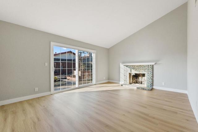 861 Mulcaster Court, San Jose CA: https://media.crmls.org/mediaz/59716c4a-b56a-4cac-b965-e19c3f9ec5df.jpg